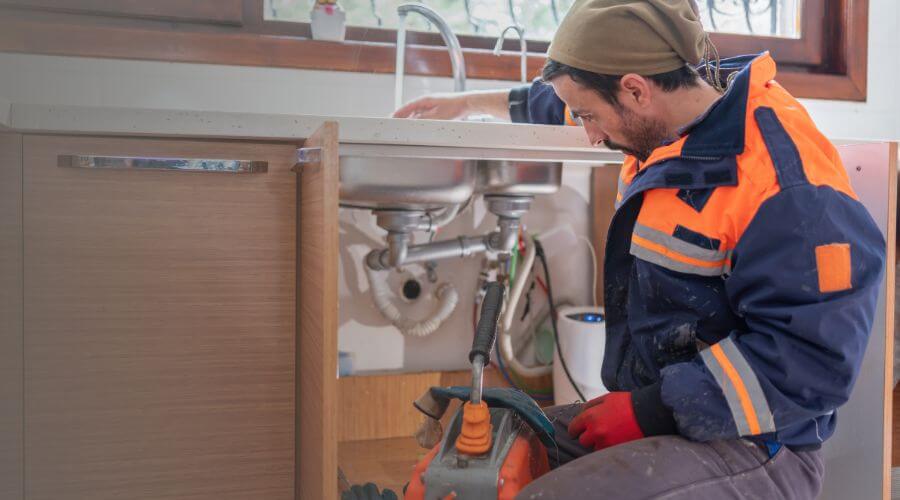 Professional Leak Detection Services in Raven, KY